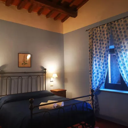 Agriturismo Podere S. Croce *